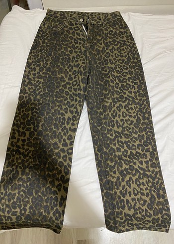 Kahverengi leopar Desenli Salaş Kumaş Pantolon