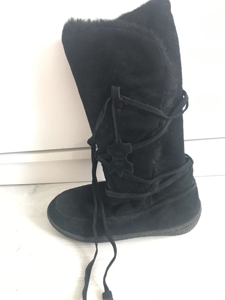 Siyah Süet Kürklü Kadın Bot - Görsel 2