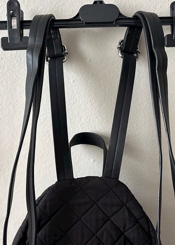 Pull and Bear Pembe Püsküllü Kadın Sırt Çantası - Görsel 4