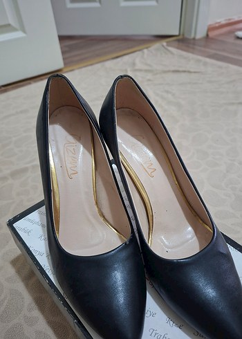 Diğer Siyah Stiletto Kadın Topuklu Ayakkabı