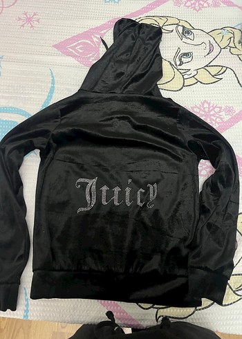 Juicy Couture s