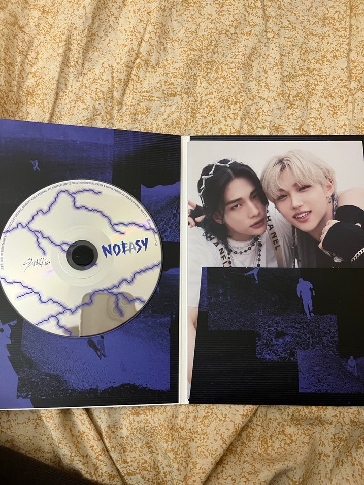NoEasy albüm skz - Görsel 3