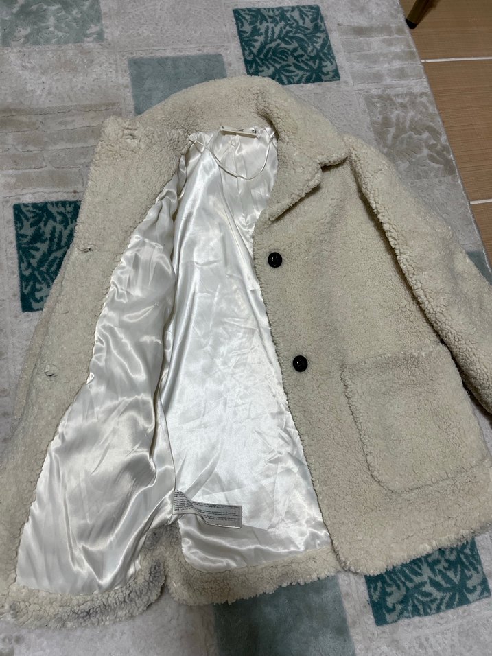 Beyaz Peluş Midi Kadın Kaban - Görsel 2