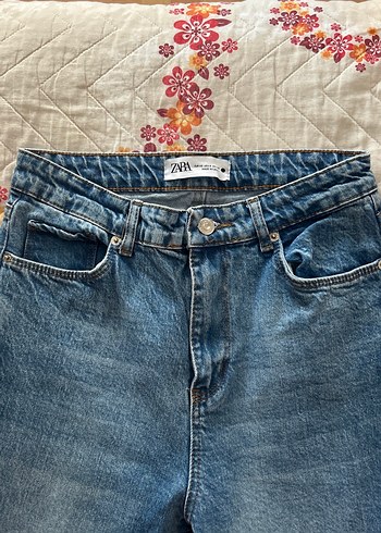 Zara Düğmeli Mavi Denim Kadın Midi Jean