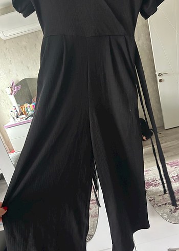 Siyah V Yaka Kısa Kollu Salaş Tulum - Görsel 2