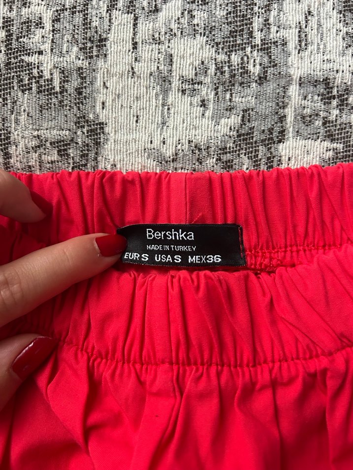 Kırmızı Midi Şort - Görsel 3