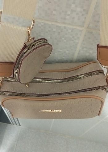 Zara Bej Baskılı Deri Kadın Çapraz Çanta