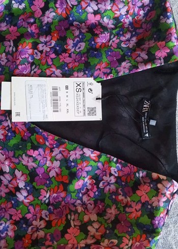 Zara Mor Çiçekli V Yaka Midi Elbise
