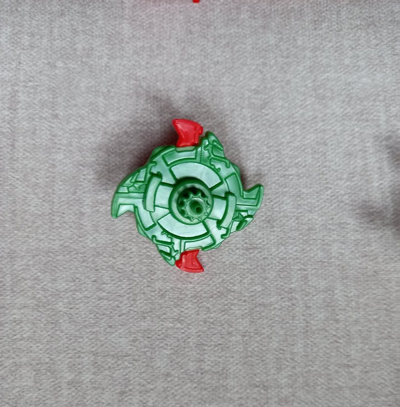 Beyblade & Topaç - Görsel 2