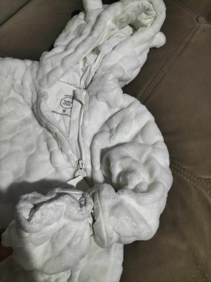 Beyaz Kürklü Bebek Kız Tulumu - Görsel 3