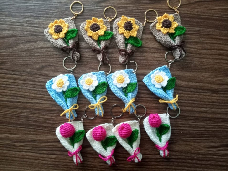 Renkli Örgü Bohem Anahtarlık Adet fiyatıdır - Görsel 2