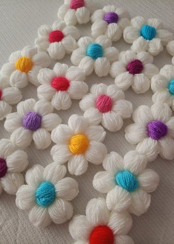 Renkli Boncuklu Bohem Çiçek Süslemeleri 10 adet fiyatıdır - Görsel 3