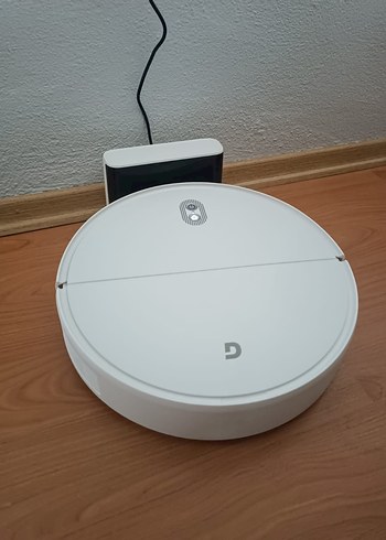 Xiaomi Beyaz Gri Robot Süpürge