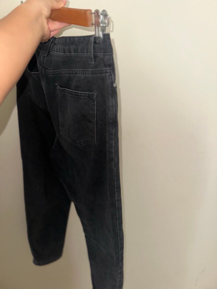 Kadın Siyah Gri Bol Kesim Midi Kot Pantolon - Görsel 4