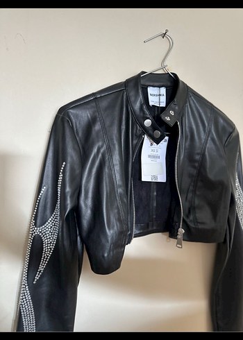 BERSHKA Kadın Siyah Baskılı Deri Biker Ceket - Görsel 6