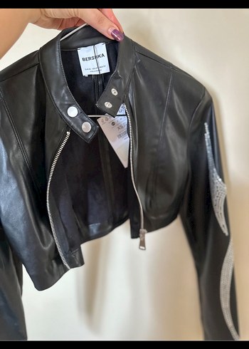 BERSHKA Kadın Siyah Baskılı Deri Biker Ceket - Görsel 5