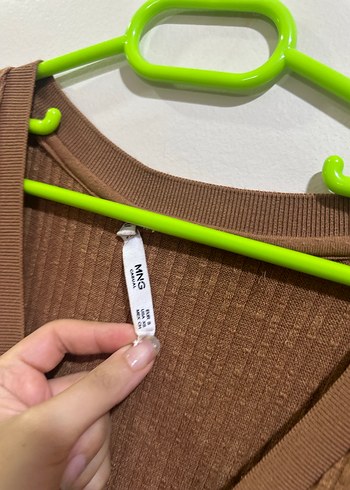 Mango Düğmeli V Yaka Kahverengi Triko Tulum - Görsel 4