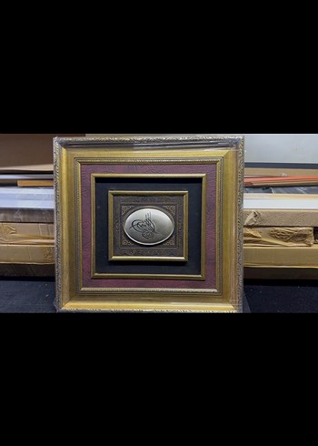 Altın Renkli Çerçeveli Sanatsal Tablo - Görsel 3