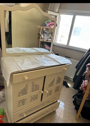 aynalı makyaj masası dolap - Görsel 3