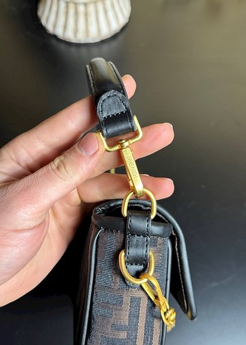 Klasik Zarafet Kadın Nakışlı Çanta - Görsel 3