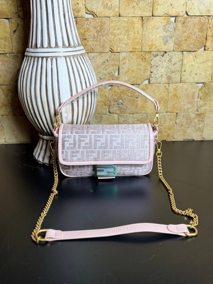 Klasik Zarafet Kadın Nakışlı Çanta - Görsel 5