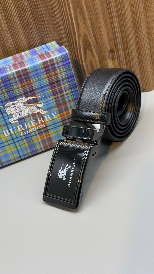 Siyah Deri Kemer - İş ve Sokak Stili - Görsel 2