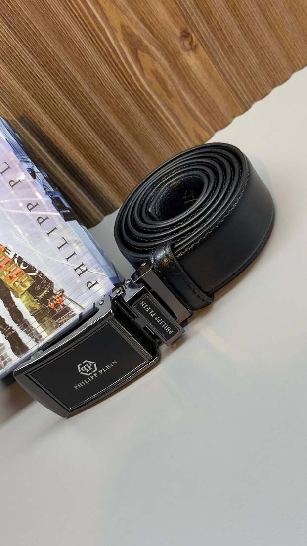 Siyah Deri Kemer - İş ve Sokak Stili - Görsel 4