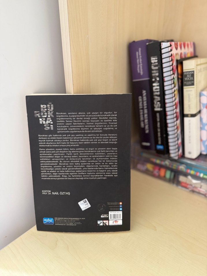 Bürokrasi Kitabı - Nail Öztaş - Görsel 2