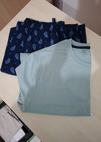 M&S Erkek Kısa Kol ve Şortlu Pijama Takımı - Görsel 2