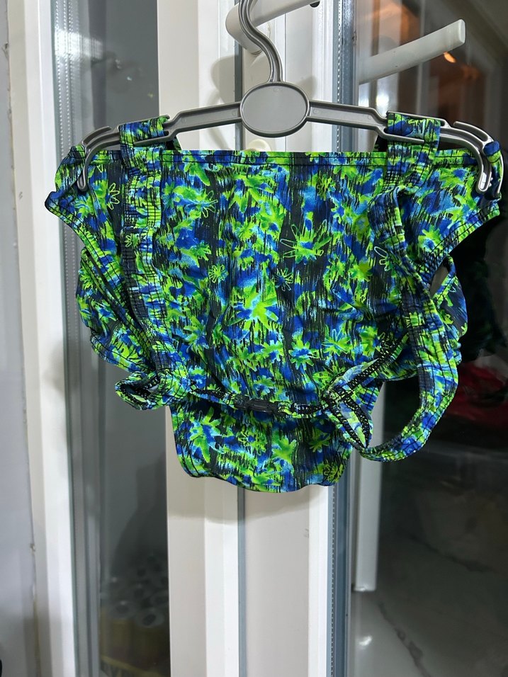 Yeşil Renkli Bağlama Desenli Fırfırlı Mini Mayo - Görsel 2