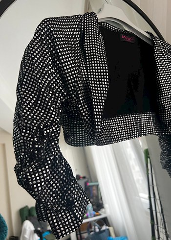 Parlak Desenli Siyah Uzun Kollu Bolero - Görsel 2