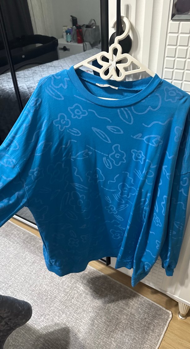 Mavi Desenli Kadın Sweatshirt - Görsel 3