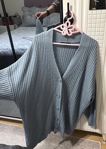 Mavi V Yakalı Örgü Kadın Hırka - Görsel 2