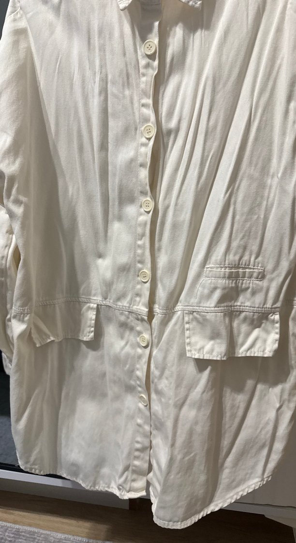 Krem Rengi cepli balon kollu kadın gömlek - Görsel 4