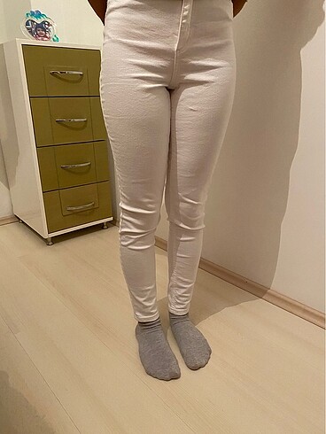 Beyaz skinny pantolon