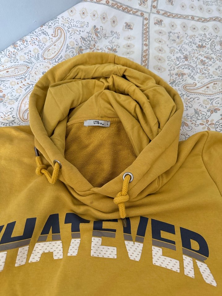 Sarı Kapüşonlu Kadın Sweatshirt - Görsel 2