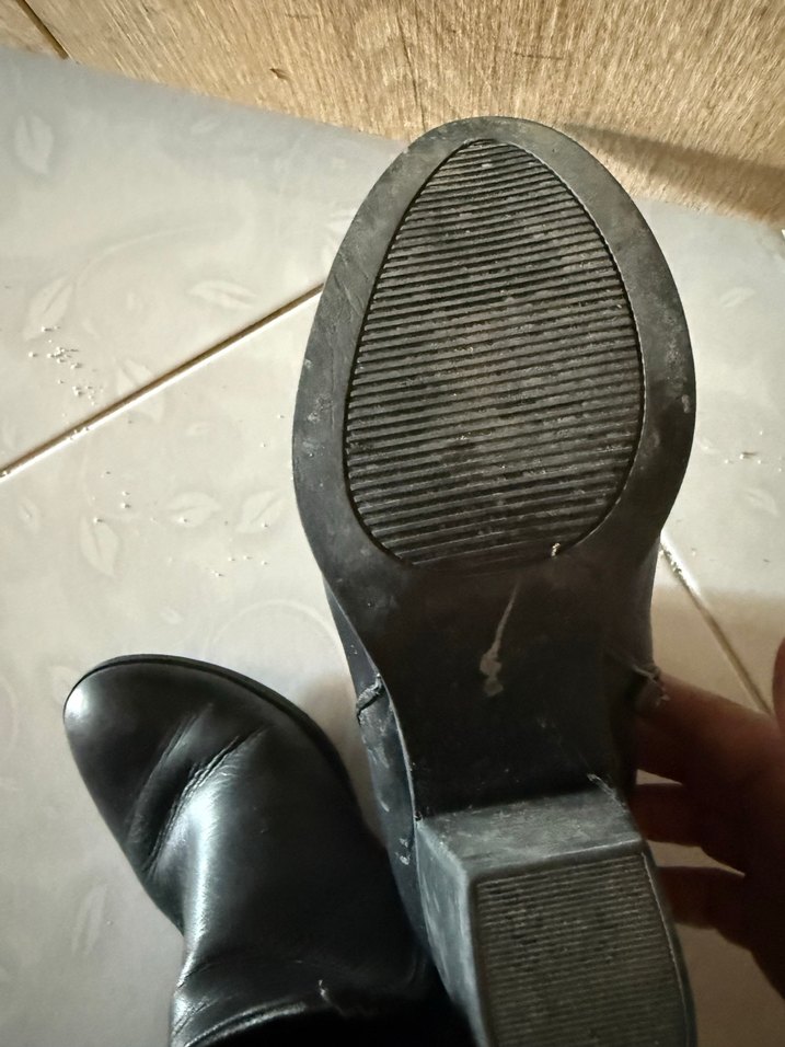 Tokalı Siyah Deri Kadın Biker Bot - Görsel 2