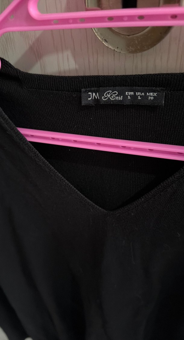 Siyah V Yaka Pilili Uzun Kollu Kadın Kazak - Görsel 2