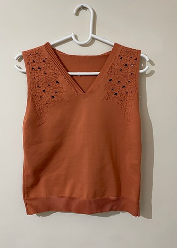 V Yaka Turuncu Crop Top - Görsel 3