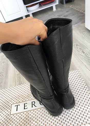 Tergan Kadın Siyah Deri Çizme