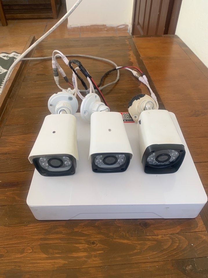 Beyaz Güvenlik Kamerası Seti - Görsel 2