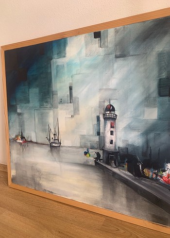 Gri Tonlarda Deniz Feneri ve Tekneler Tablosu - Görsel 3