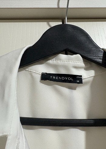 38 Beden Düğmeli Beyaz Midi şifon Gömlek