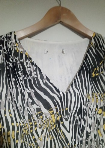 Desenli Uzun V Yaka Kadın elbise - Görsel 7