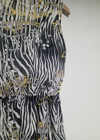 Desenli Uzun V Yaka Kadın elbise - Görsel 6