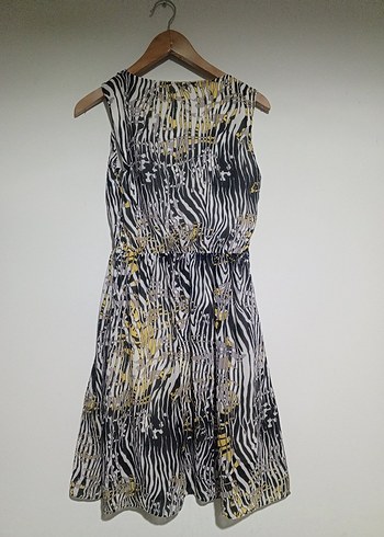 Desenli Uzun V Yaka Kadın elbise - Görsel 3