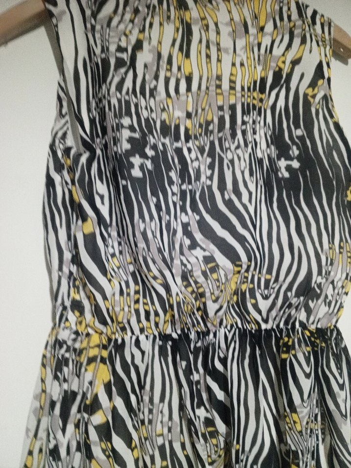 Desenli Uzun V Yaka Kadın elbise - Görsel 4