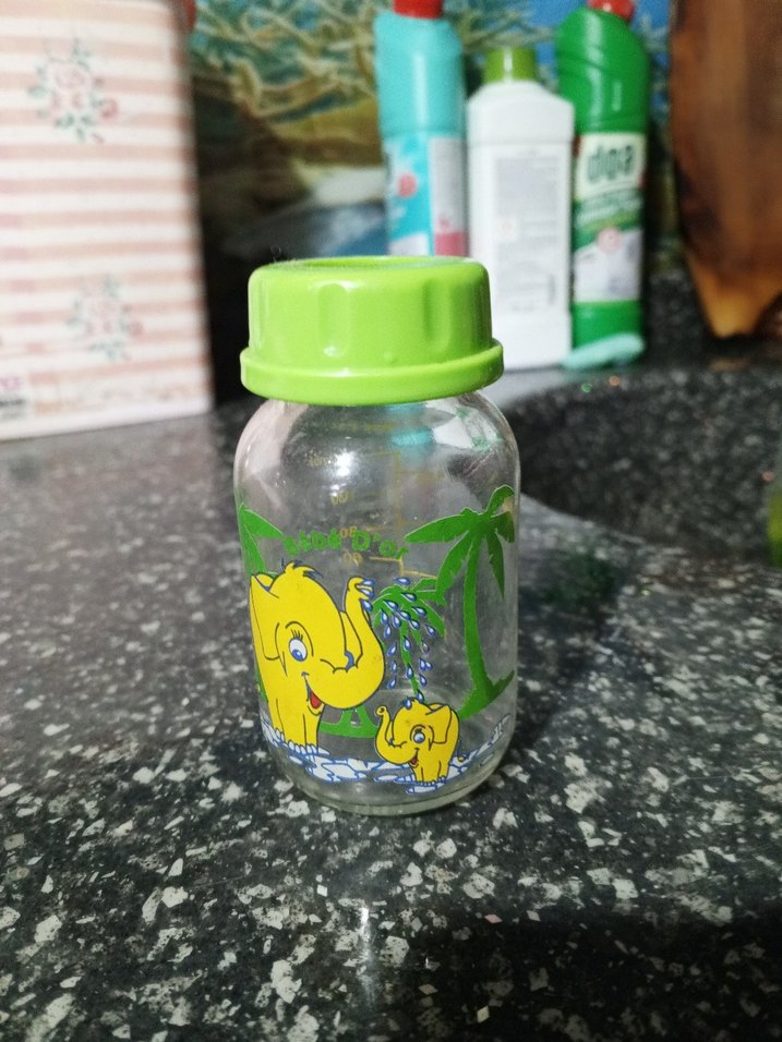 Yeşil Kapaklı Bebek Biberonu - Görsel 3