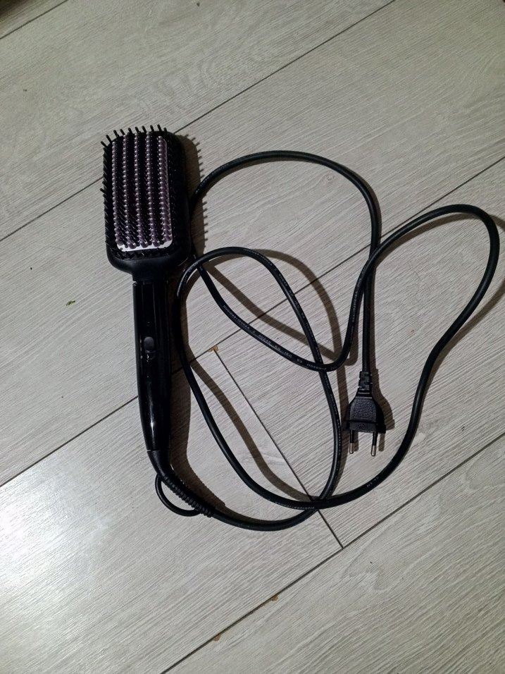 Philips marka Siyah Saç Düzleştirici Fırça - Görsel 4