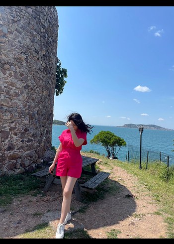 s Beden Düğmeli Mini Pembe Kadın Tulum
